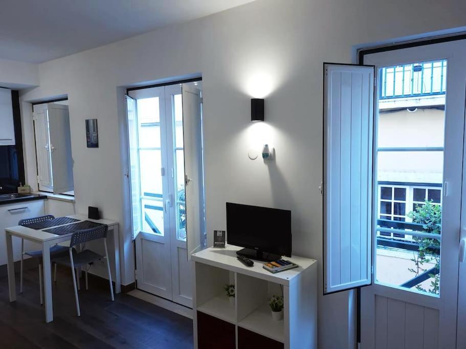 Studios Of The Panteao, 1St Floor Lisboa Екстериор снимка